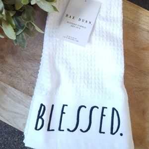 🆕️ Rae Dunn Set of 2 Kitchen Towels